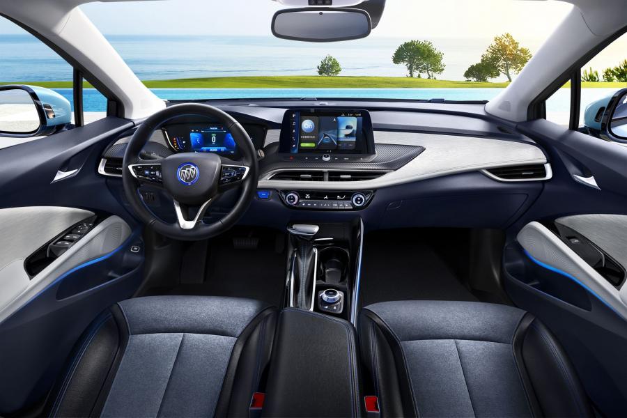 Торпедо Buick Velite 6 EV 2019 года  (фото 16 из 23)